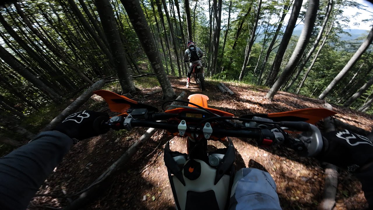 ABENDRUNDE IN RUMÄNIEN - PART 1 | ENDURO | RAW