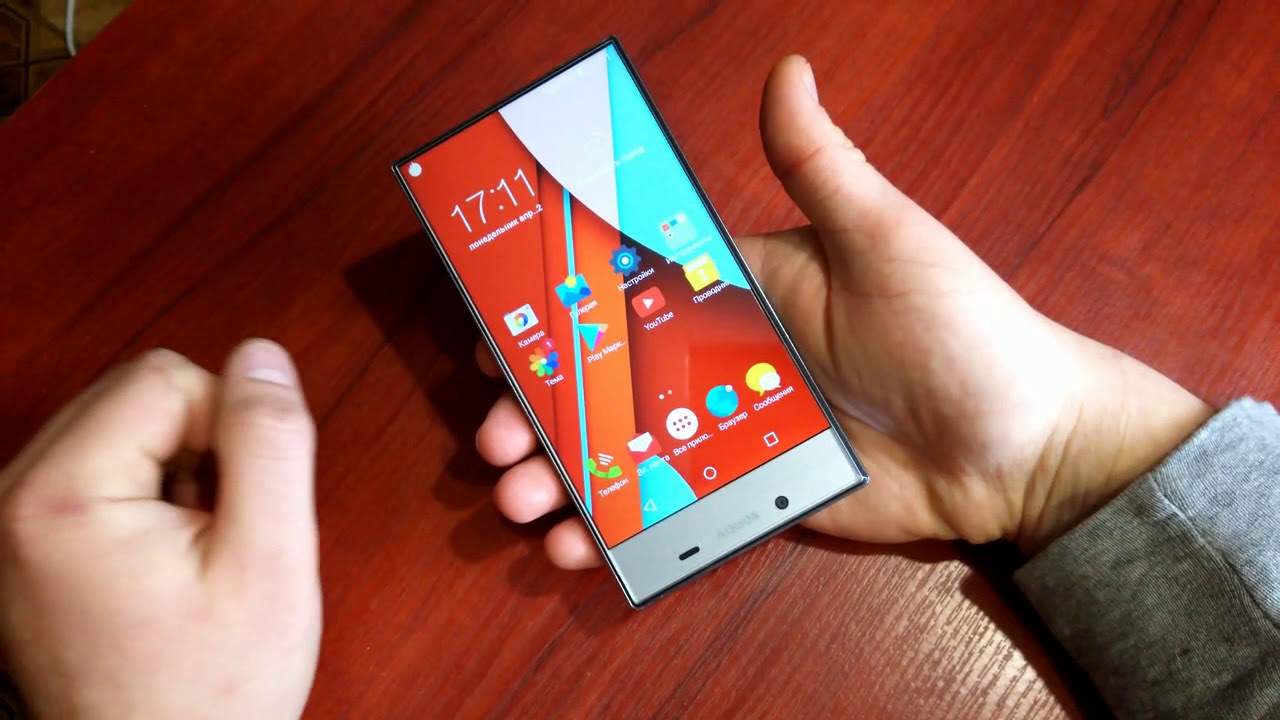 Японский смартфон с влагозащитой Sharp AQUOS CRYSTAL 2 (403SH) (2\16gb,5.2HD,Qualcomm)