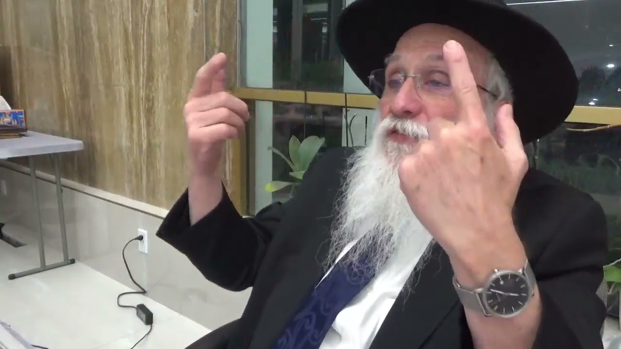 What Is a Rebbe? — A Yud Shevat Farbrengen