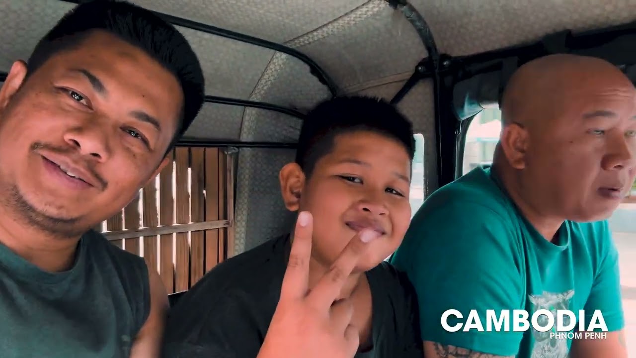 Cambodia ⇄ Phnom Penh – I Tried A Tuk Tuk