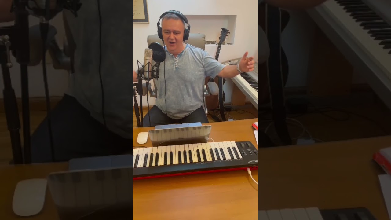 Dan Cocis - ,,Cry to me