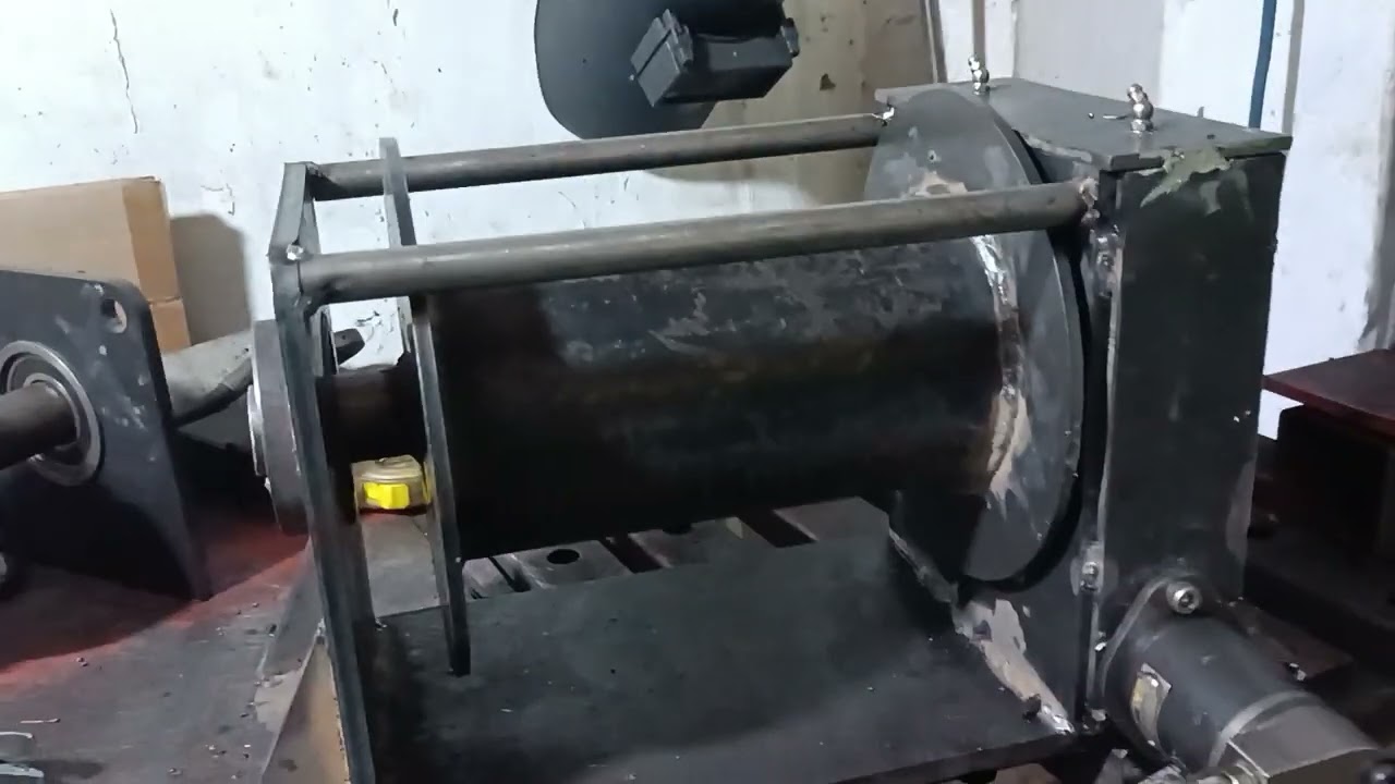 Tời thủy lực trục vít nâng hàng chống tụt 