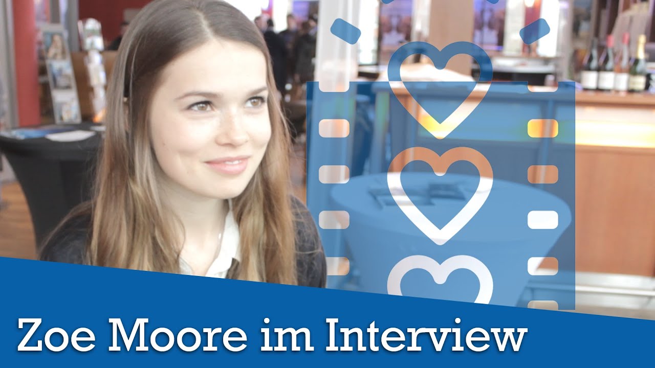 Zoe Moore über 