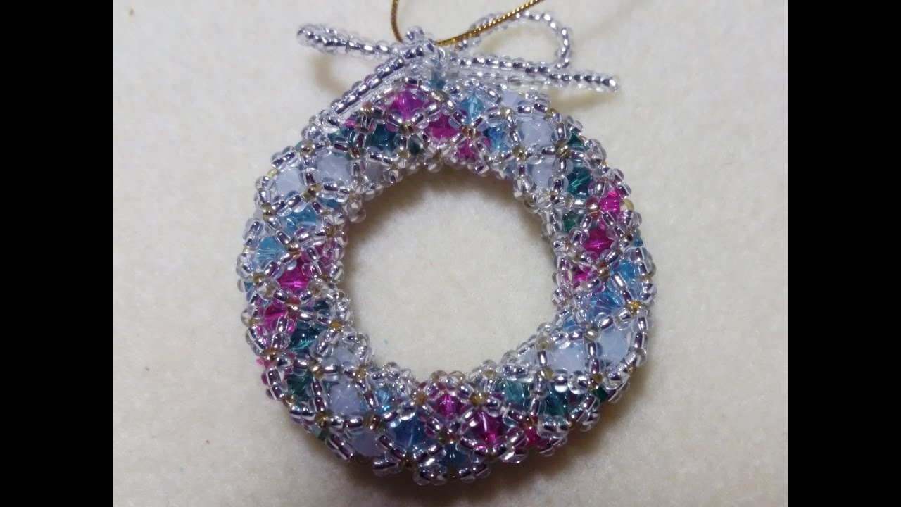 HOW TO MAKE CHRISTMAS WREATHS WHITH BEADS