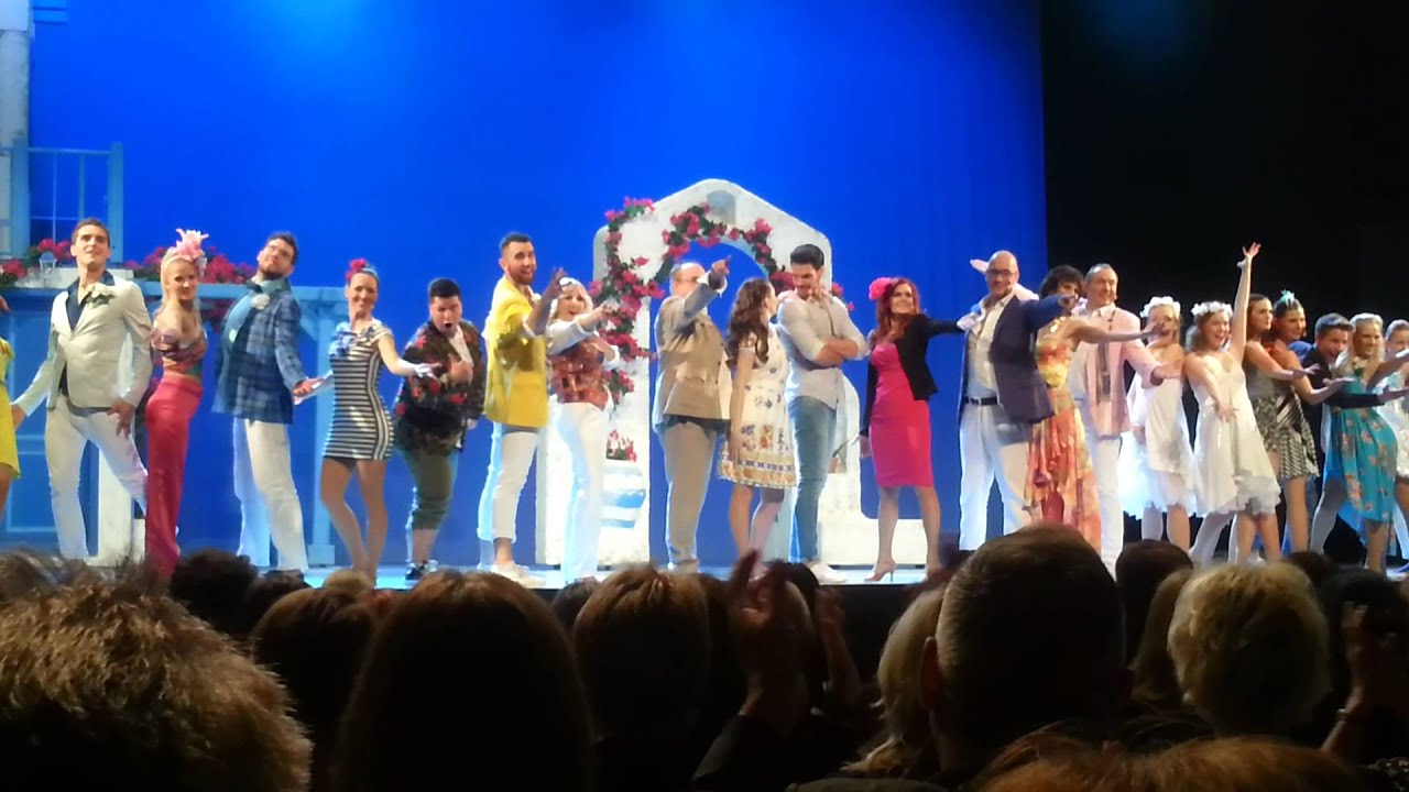 20151023 MAMMA MIA V HALI TIVOLI