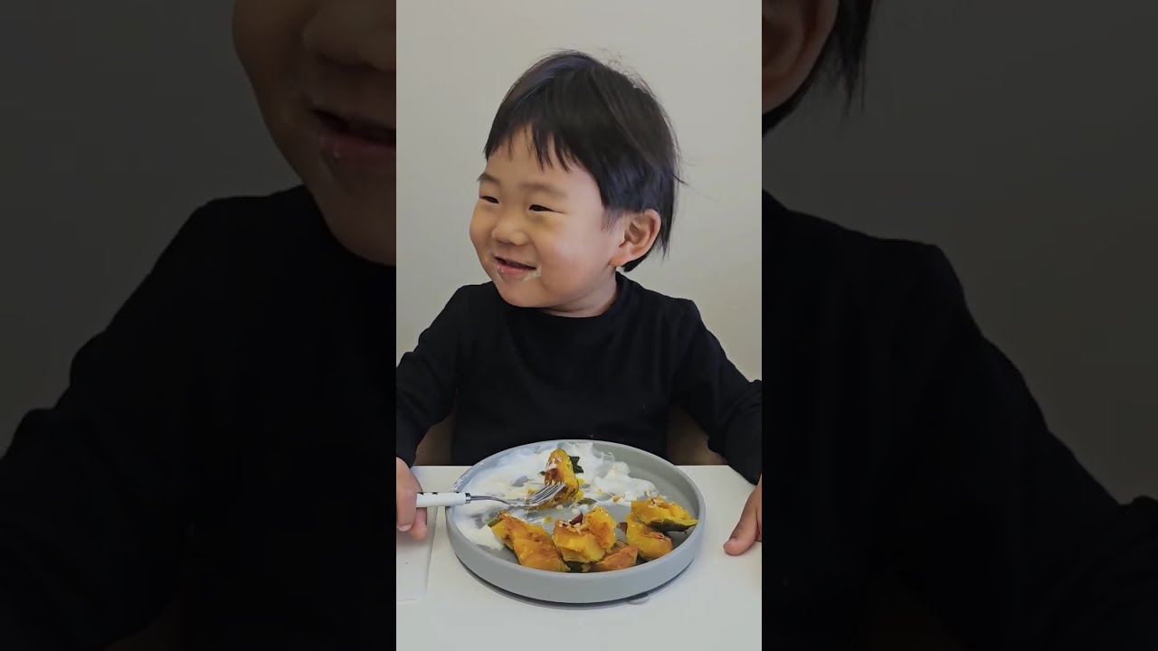 단호박찜과 딸기요거트 | Steamed Kabocha Squash and Strawberry Yogurt