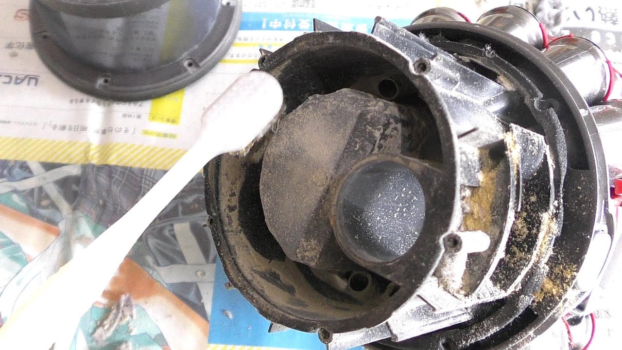 ダイソン掃除機の本体掃除と分解の仕方Dyson vacuum cleaner