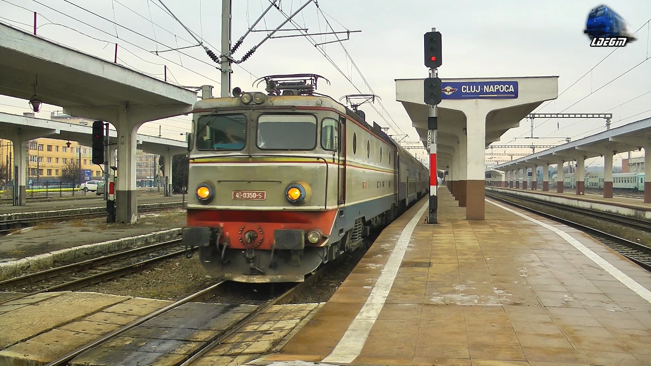 060-EA 40-0350-5 & LE5100 40-0899-7 E-Loks in Gara Cluj Napoca Station - 03 February 2017