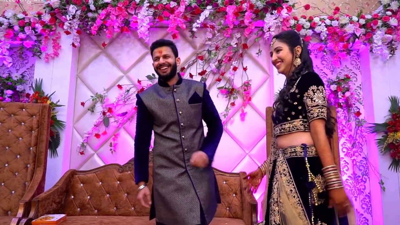 Romantic Bride Entrance songs sung by Groom