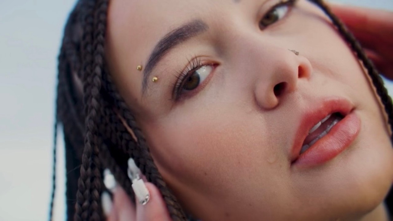 Harriet Laws - Going Home (Official Music Video)