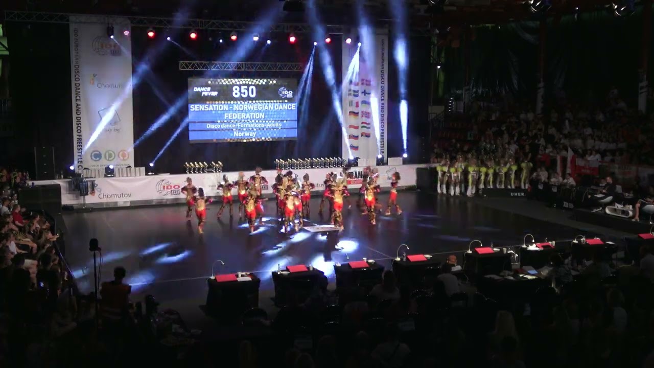 CHOMUTOV 2022 ME IDO DD  Formacje Adults   SENSATION  4M