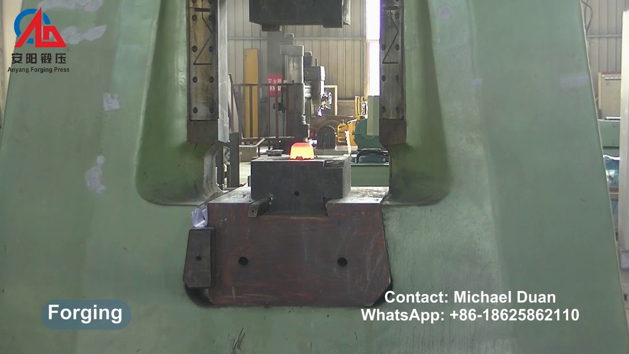 La bola de acero de forja en CNC cerró el martillo de forja