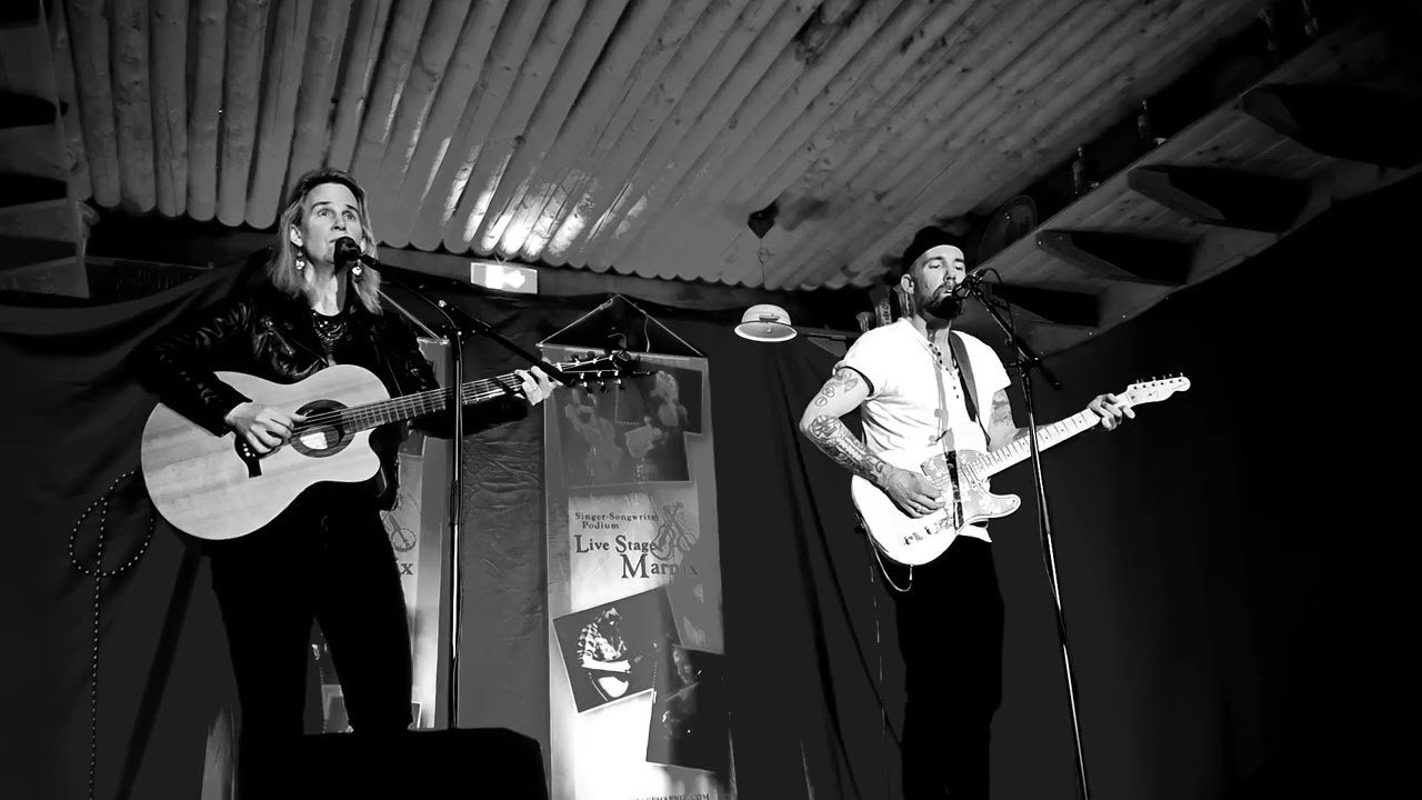 Lynne Hanson & Blair Michael Hogan - Long way home