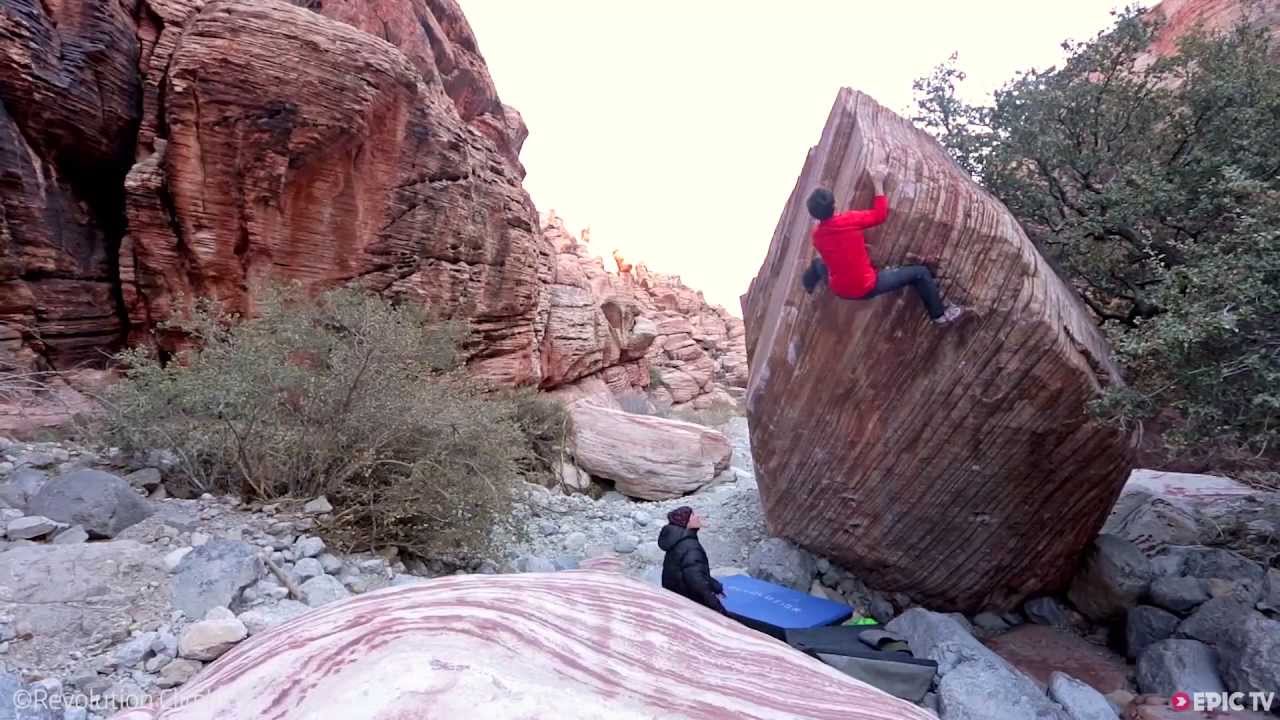 Carlo Traversi Crushes Font 8C and Paul Robinson Ascends 'The Insurgency' V14