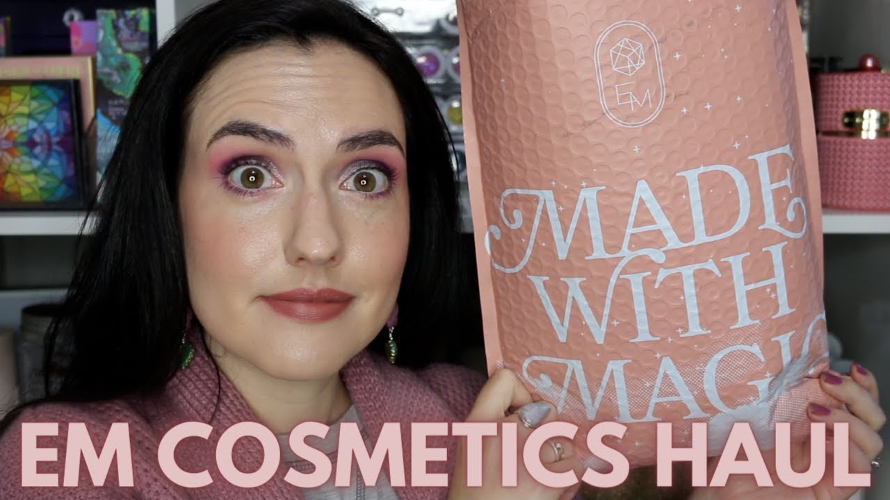 New EM Cosmetics HAUL + Try On | Testing the Daydream Cushion Foundation, So Soft Blush + More!