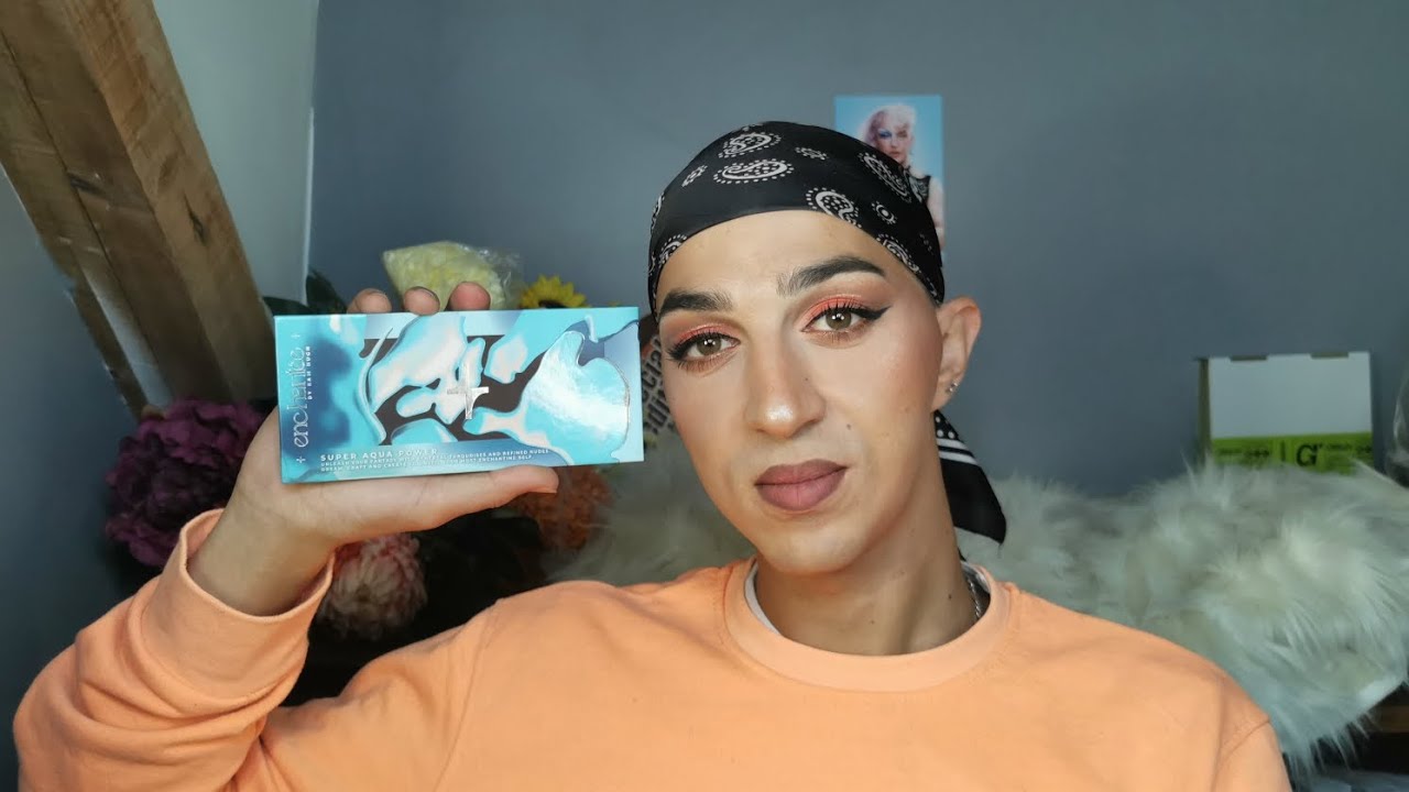 Enchantée by kam hugh 