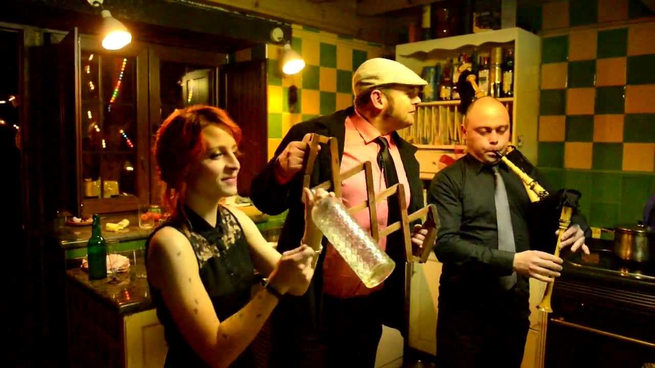 Fin de a&ntilde;o 2012 en casa de Mer y Casi