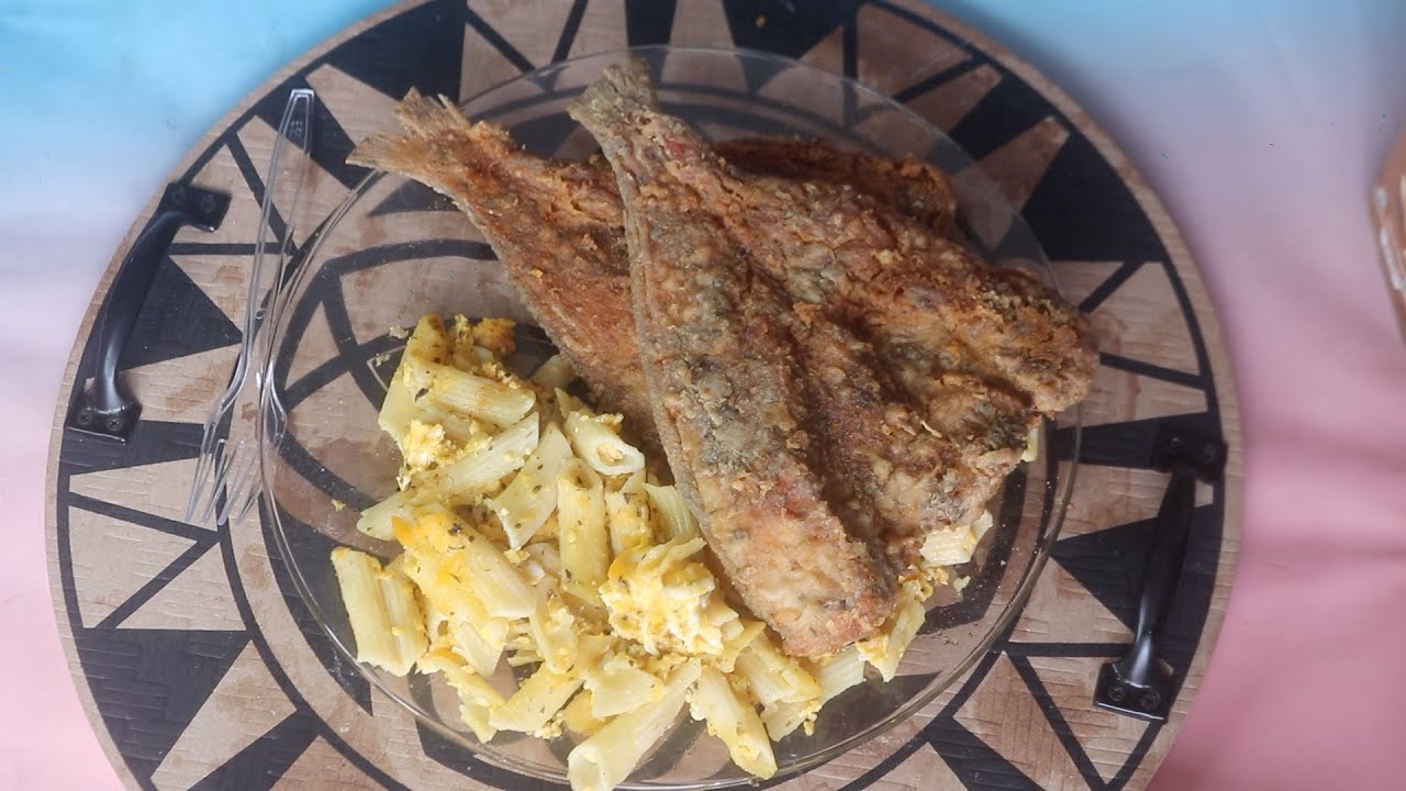 MAC AND CHEESE FRIED CROAKER ASMR EATING SOUNDS