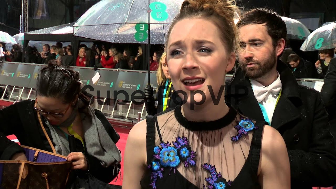 INTERVIEW - Saoirse Ronan on being at the awards, what sh...