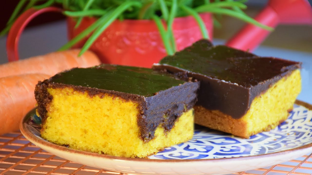 BOLO DE CENOURA COM CALDA CROCANTE DE CHOCOLATE | SEM ERRO, NÃO EMBATUMA!