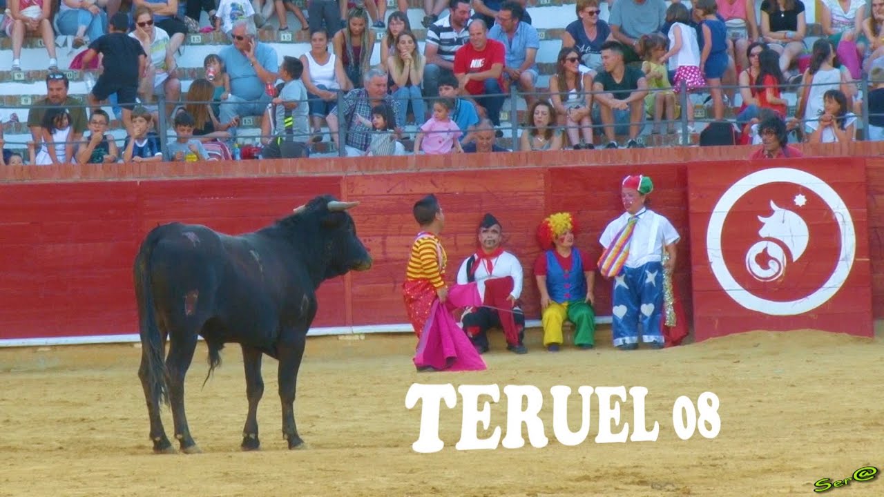 ✅2019 TERUEL 08 ◾ ESPECTACULO Enanitos Toreros