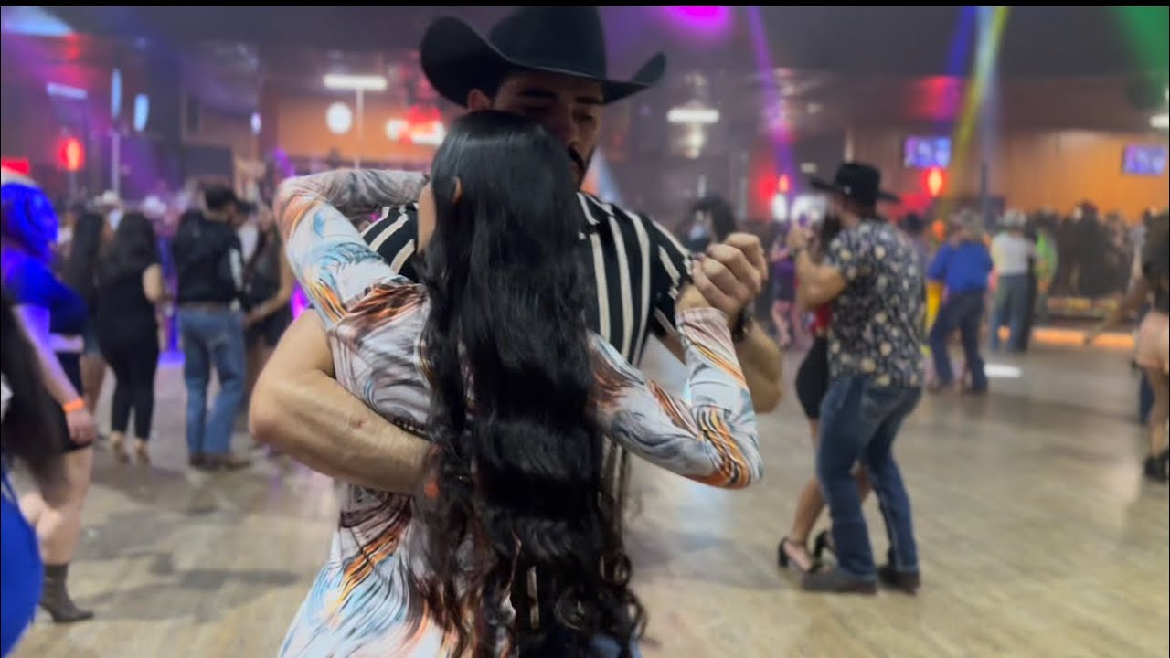 ♥️Sábados de 2001 Dallas