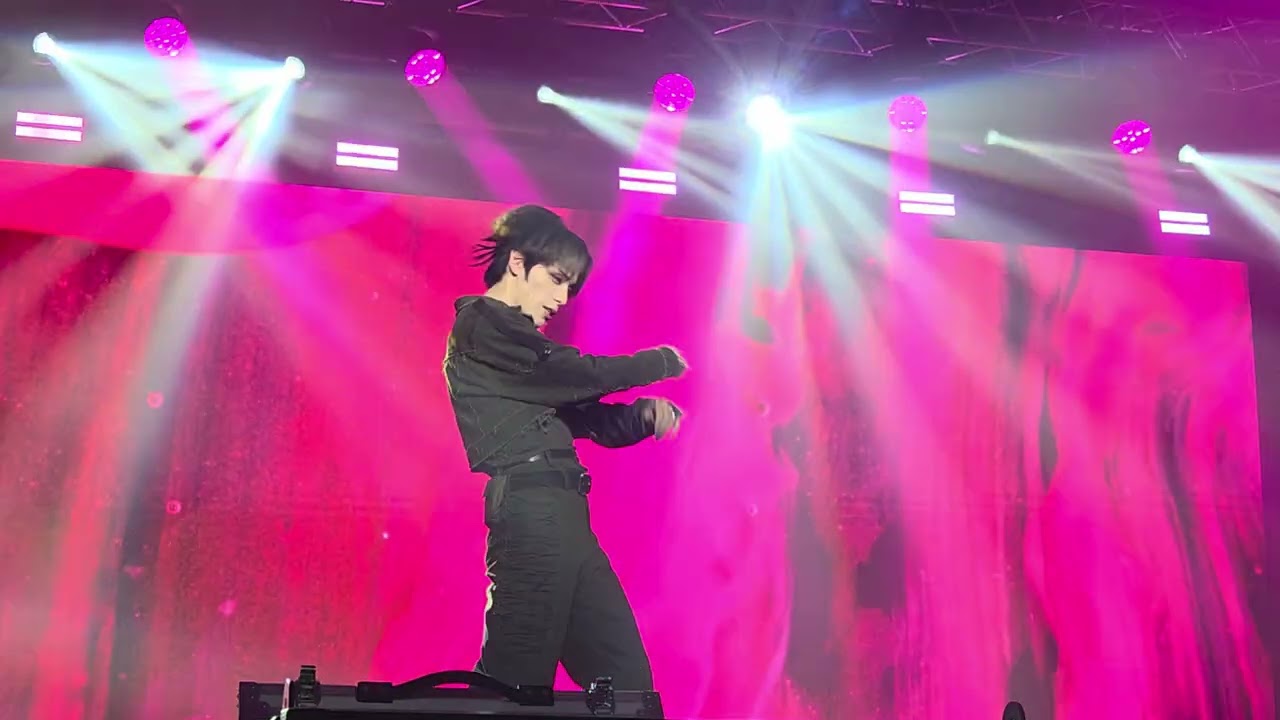 Rui & Haru (XLOV)  - Hit & Run (Dance) - [First European Tour in Sofia, 06.02.2026]
