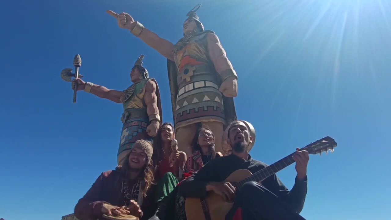 Los Luceros de tus Ojos (Cover) by Cloe, Bas, Mariana E Lyra de la Tierra.
