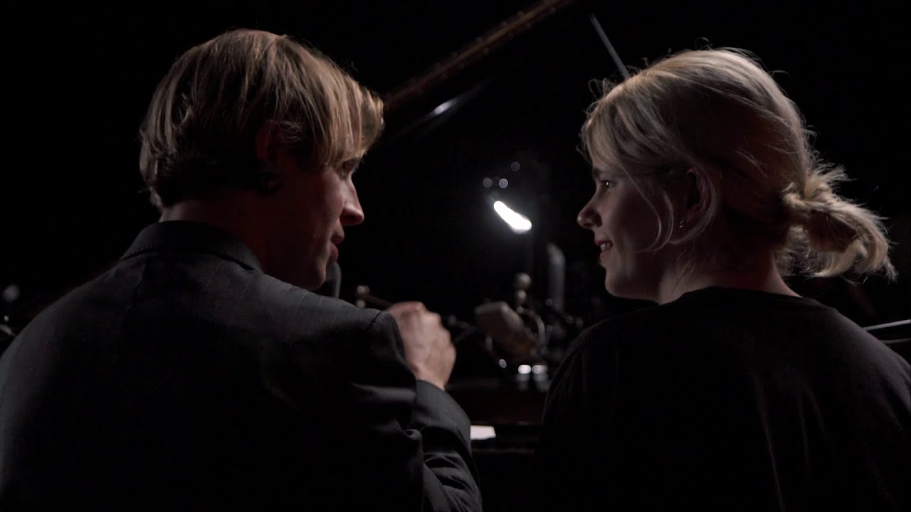 Zaho de Sagazan and @tomodell meet for the first time in Paris