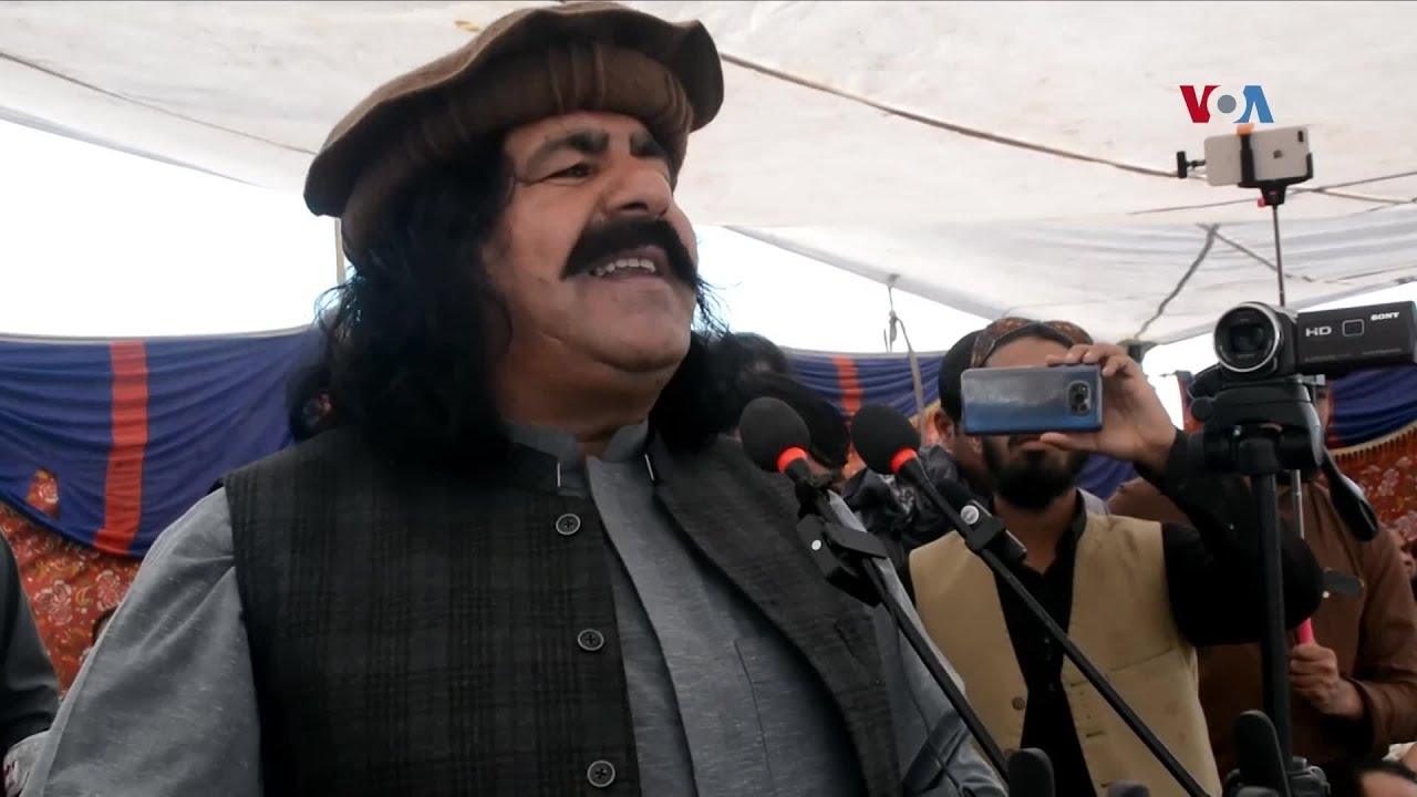 پر پاسپورټ افغانستان ته د تګ راتګ پالیسۍ پر ضد په چمن کې پرلت