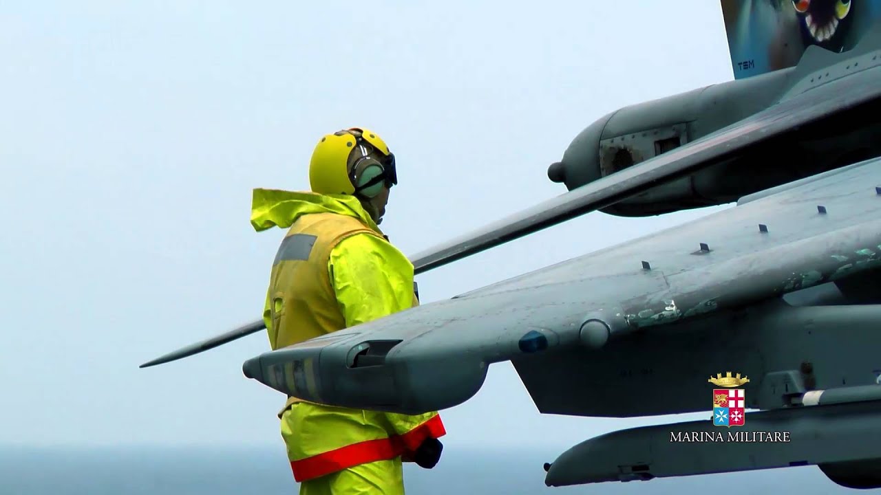 Marina Militare - Av 8 Plus Operazioni di Volo