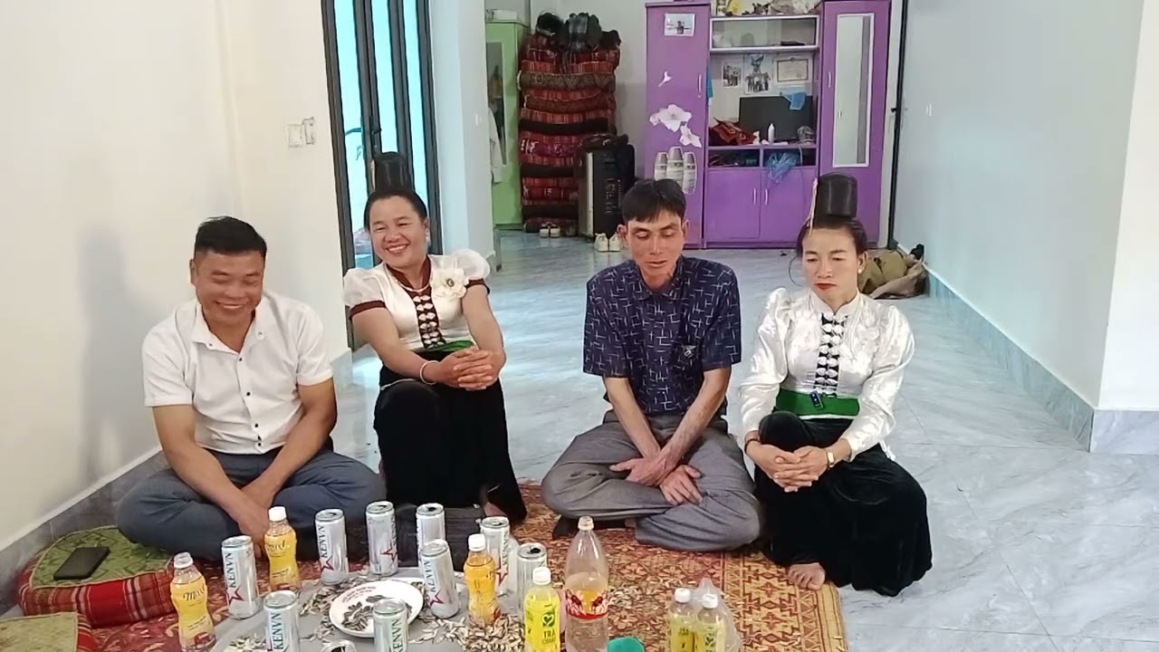 Chị quàng khỏi và anh nghệ nhân mới hát hay nhất 