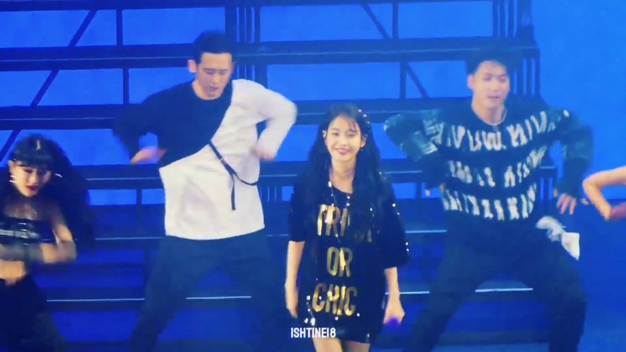 IU Love Poem in Manila - Bbibbi