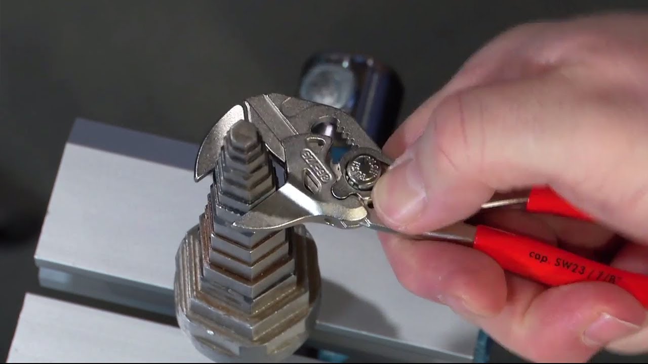 Mini-pince-clé KNIPEX