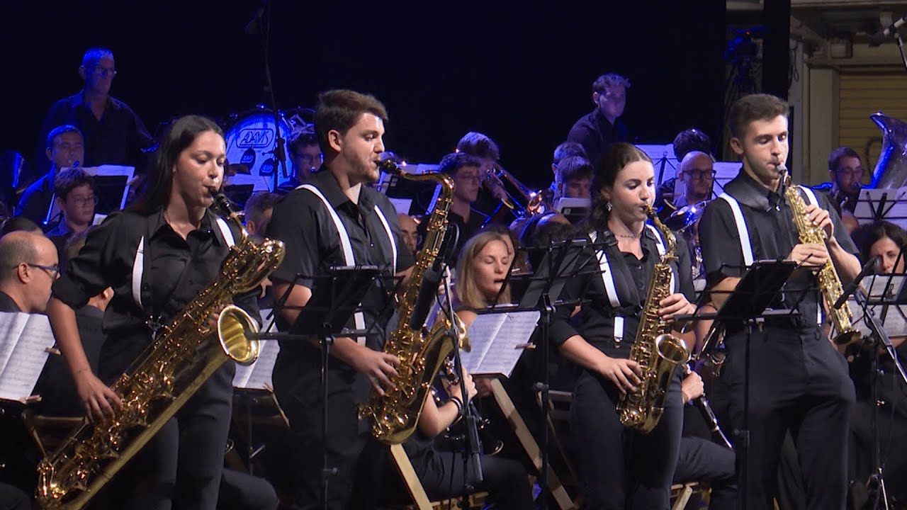 JAZZ CONCERTO FOR SAXOPHONE QUARTET AND CONCERT BAND / Banda Simfònica d'Algemesí
