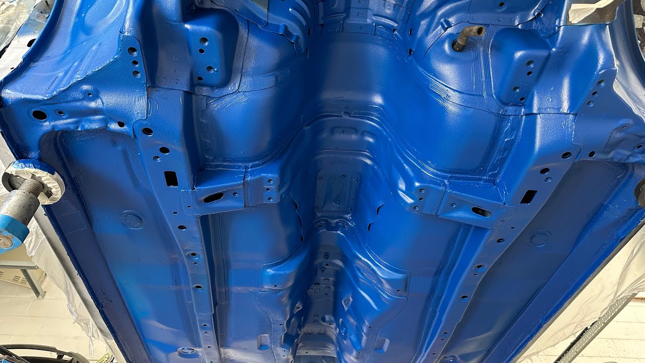 Subaru WRX 2005 года выпуска покрывает днище Raptor