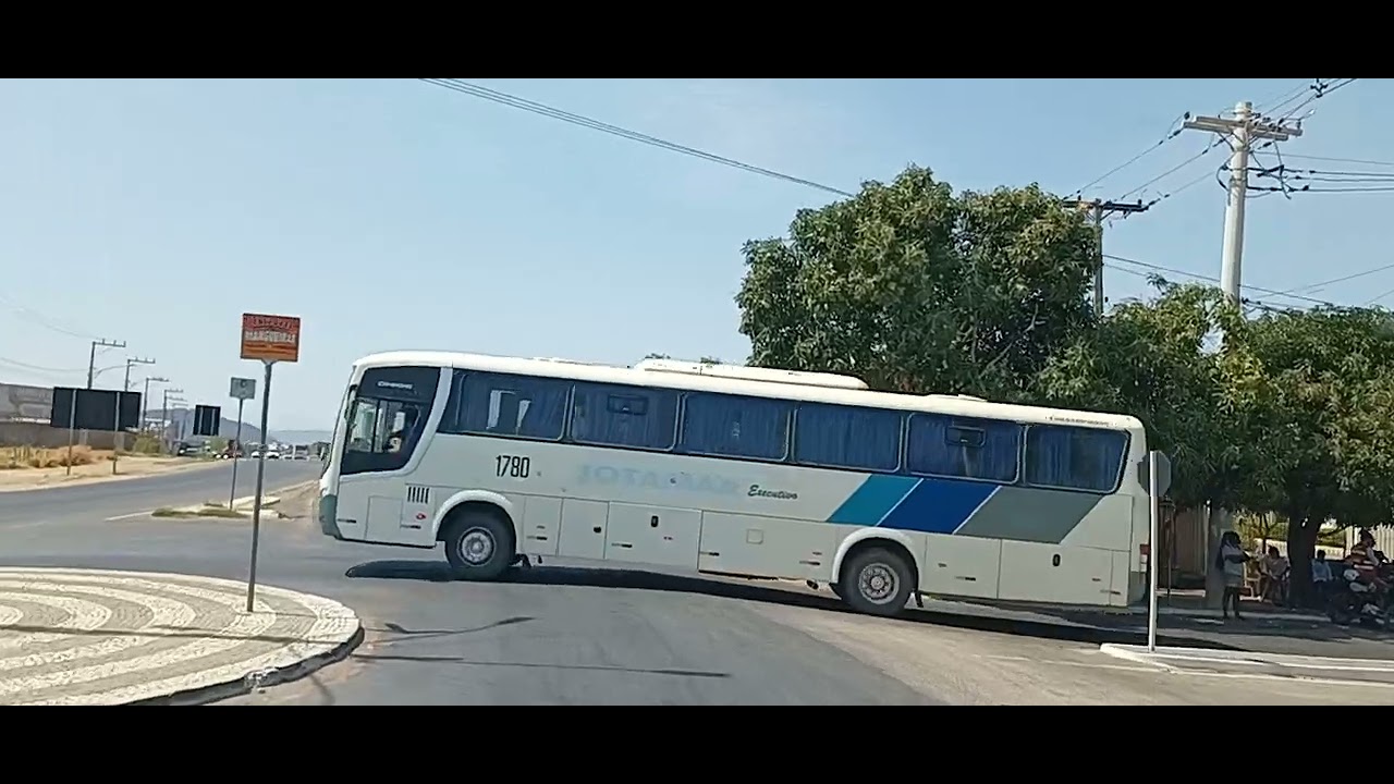 Guanambi Bahia, Cidade Top, parece ser grande Bem Arrumada  BR 030