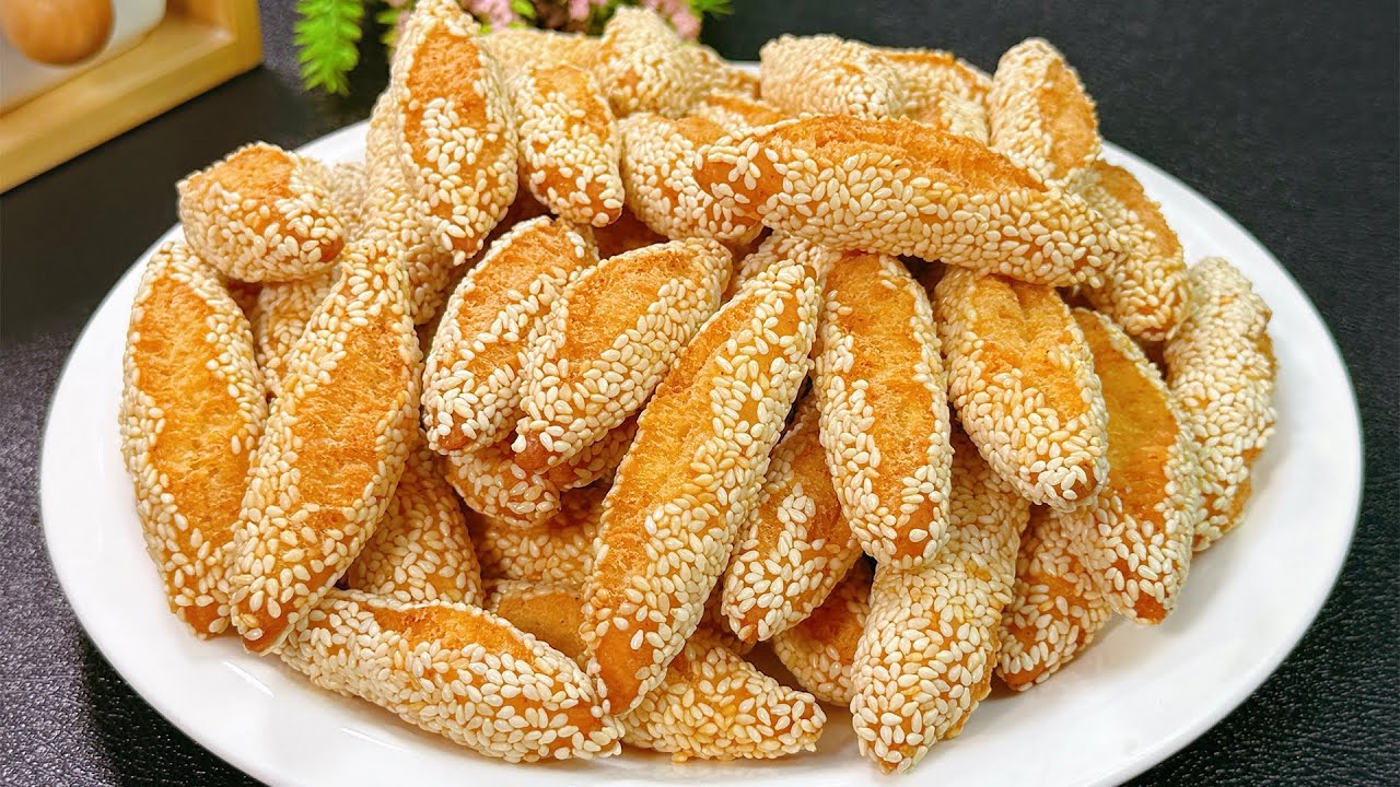Хрустящие кунжутные палочки и лунные печенья: легко приготовить дома!