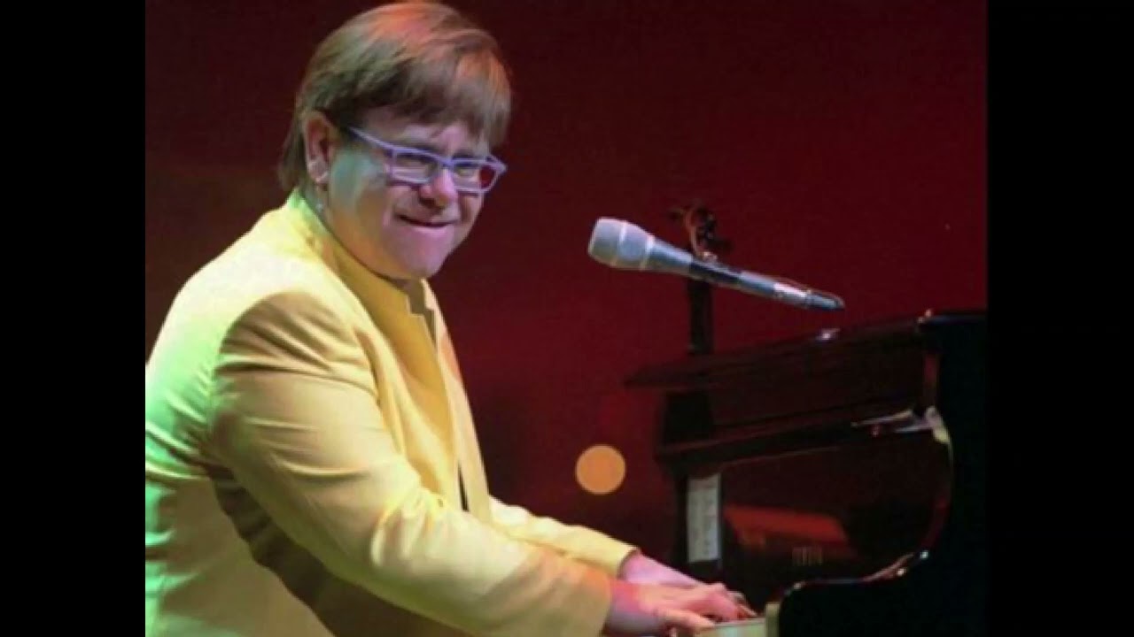3. Grey Seal (Elton John - Live In University Park: 11/4/1997)