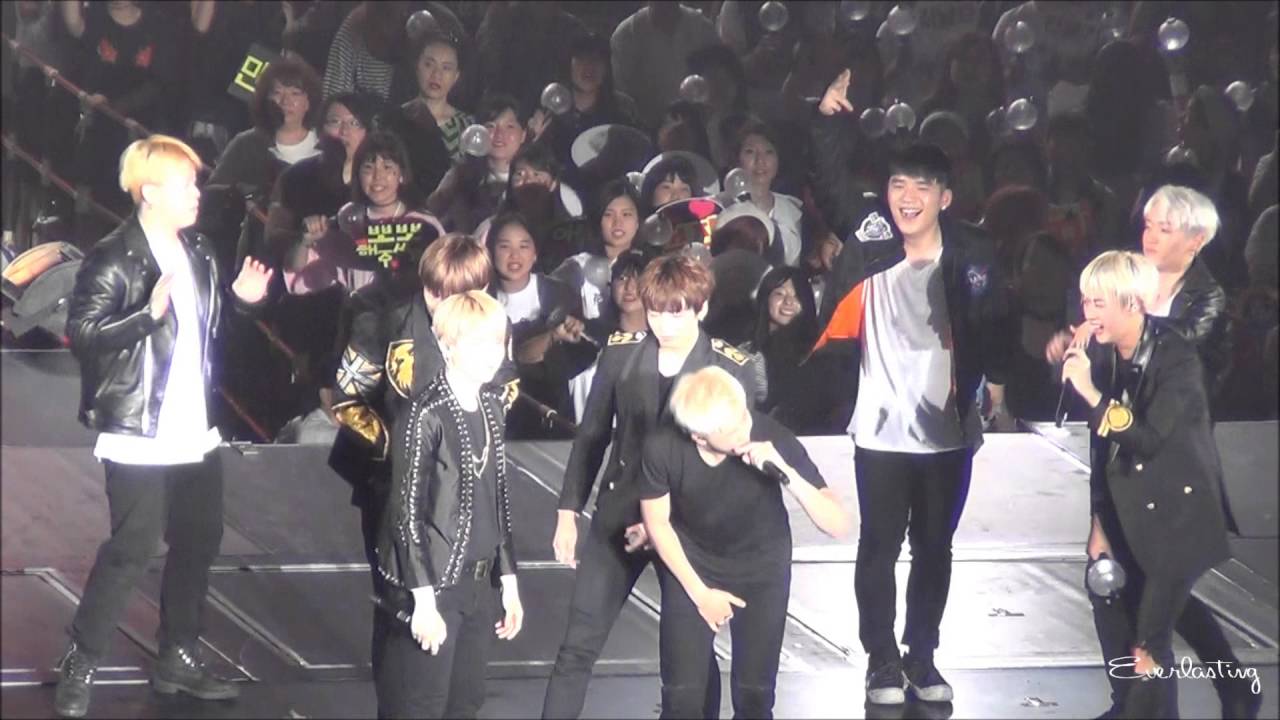 160712 BTS LIVE 花様年華 on stage epilogue in Osaka 진격의 방탄 Japanese Ver  Jungkook Focus