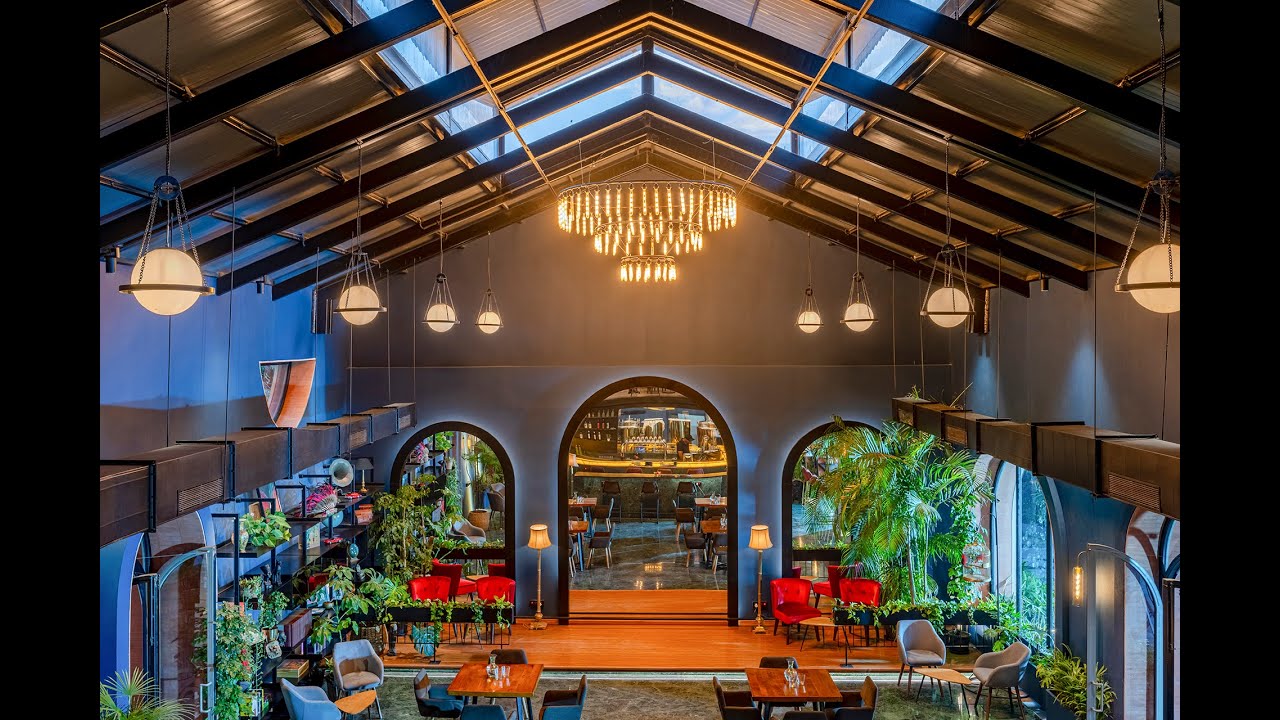 The Brewery-Vadodara-TheCrossboundaries-GJIN #cafeinteriors #thebreweryvadodara #alembic