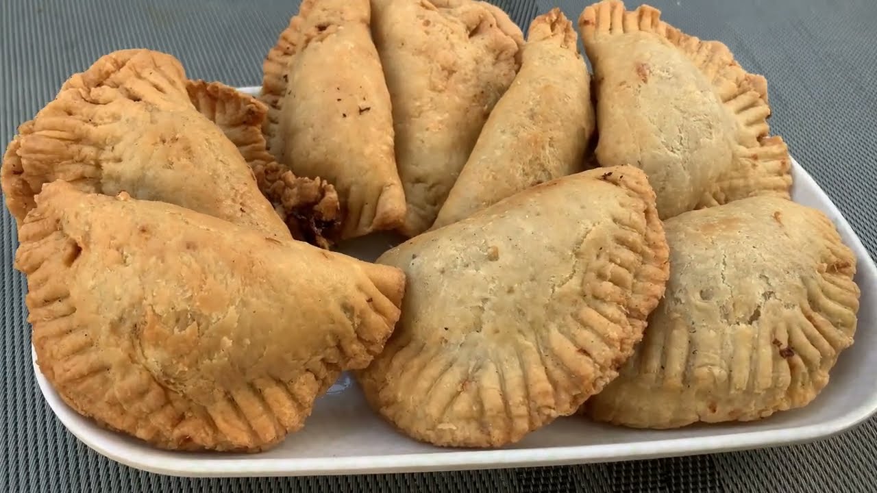 HOW TO MAKE AUTHENTIC FRIED MEAT PIE | GHANA 🇬🇭 PARTY STYLE FRIED MEAT PIE