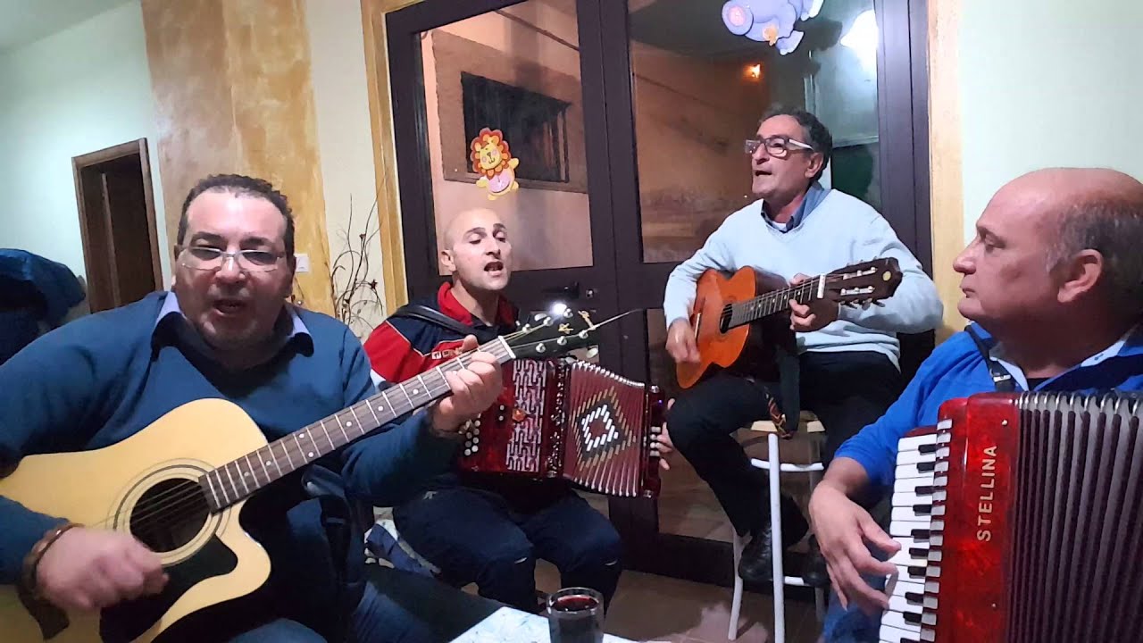 Gruppo Folk Tarsiano. ..