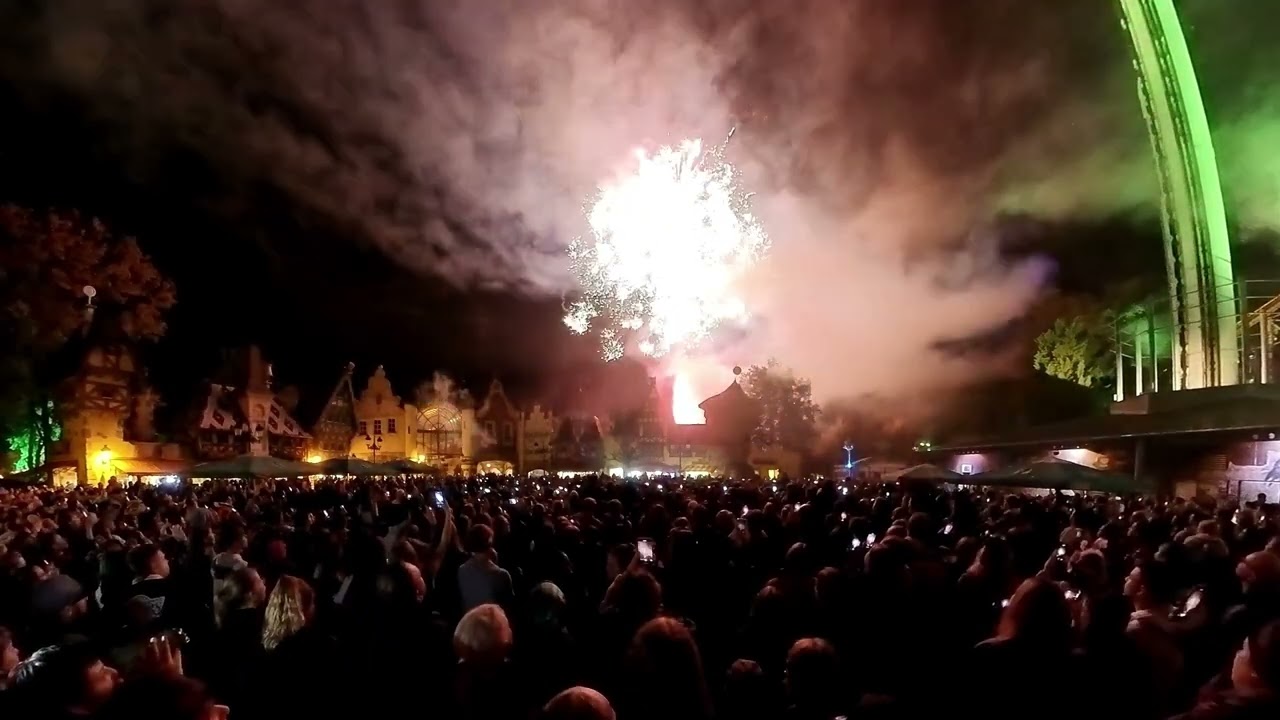 Halloween Fright Nights 22.10.2022 - Komplettes Feuerwerk - Holiday Park (4K) 2022 | FreuZeitPark |