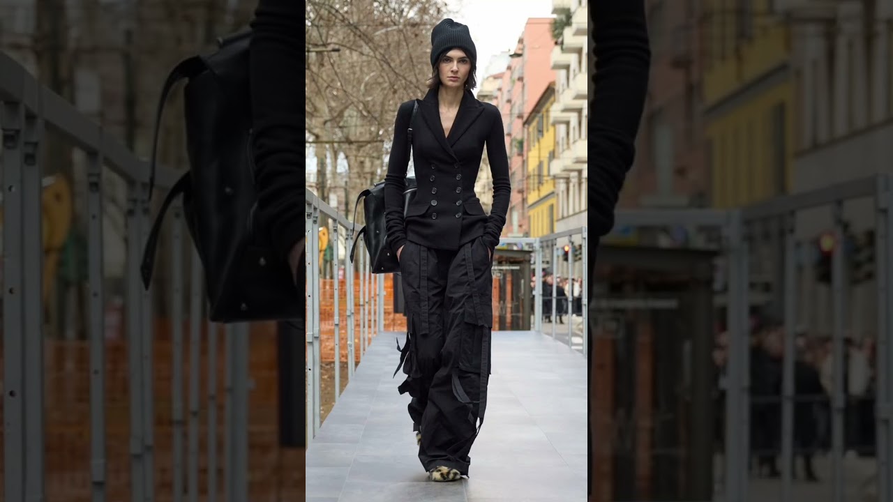 Los pantalones anchos, Jeans que combinan con zapatos en tendencia para otoño/invierno 2025.