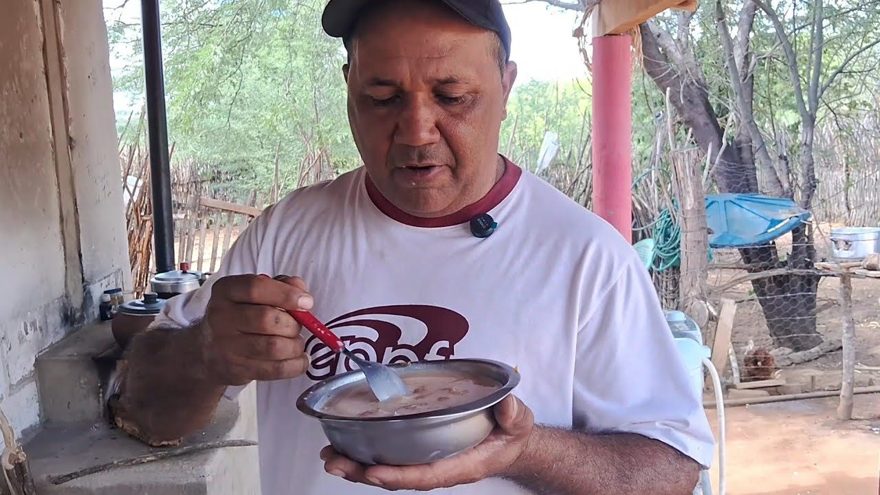 Comendo abóbora com leite no café da manha ( parte 2)