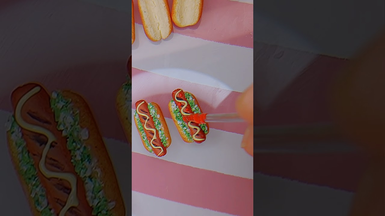 Would you wear your favorite food as jewelry? 🍔👀🎯  #HotDogLovers #HandmadeAccessories #MiniFoodie