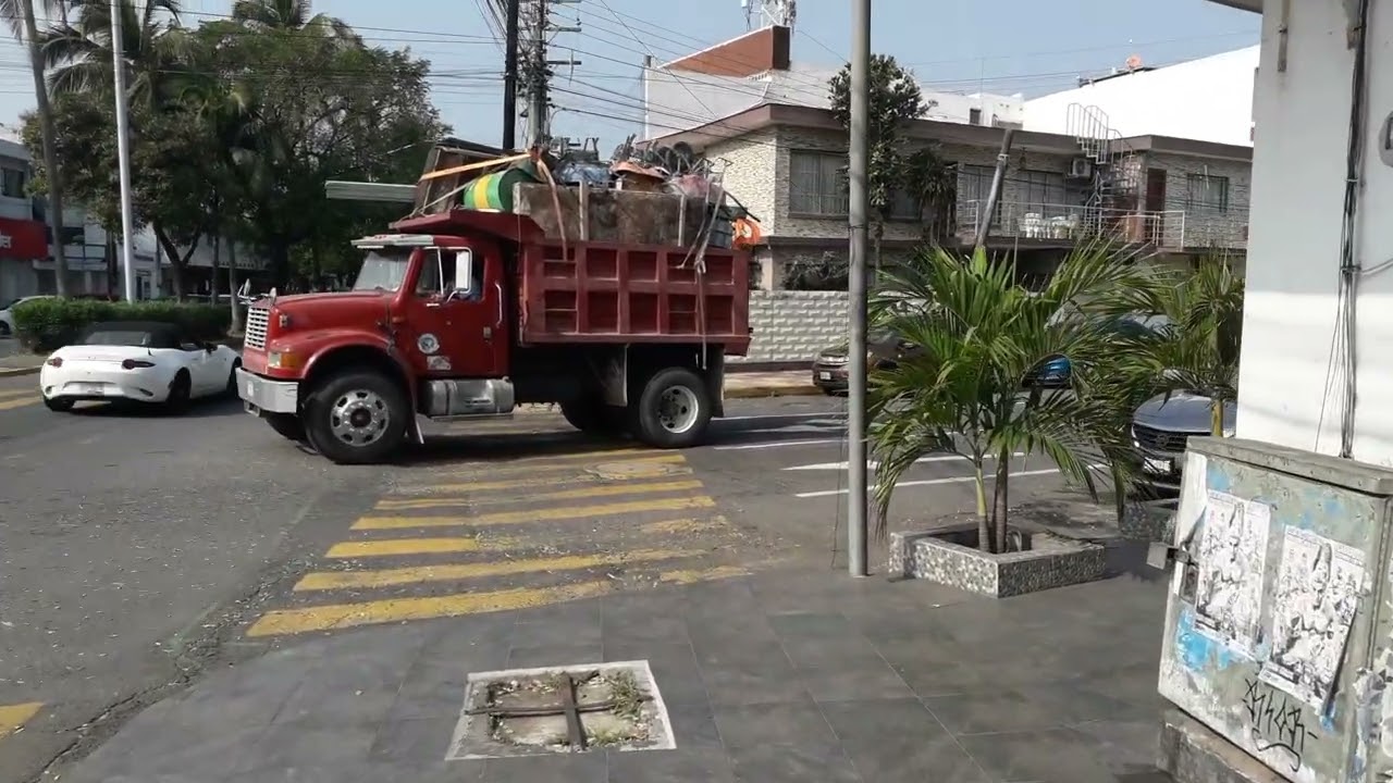 Leo Martz ... Mercado Zaragoza de Veracruz .......