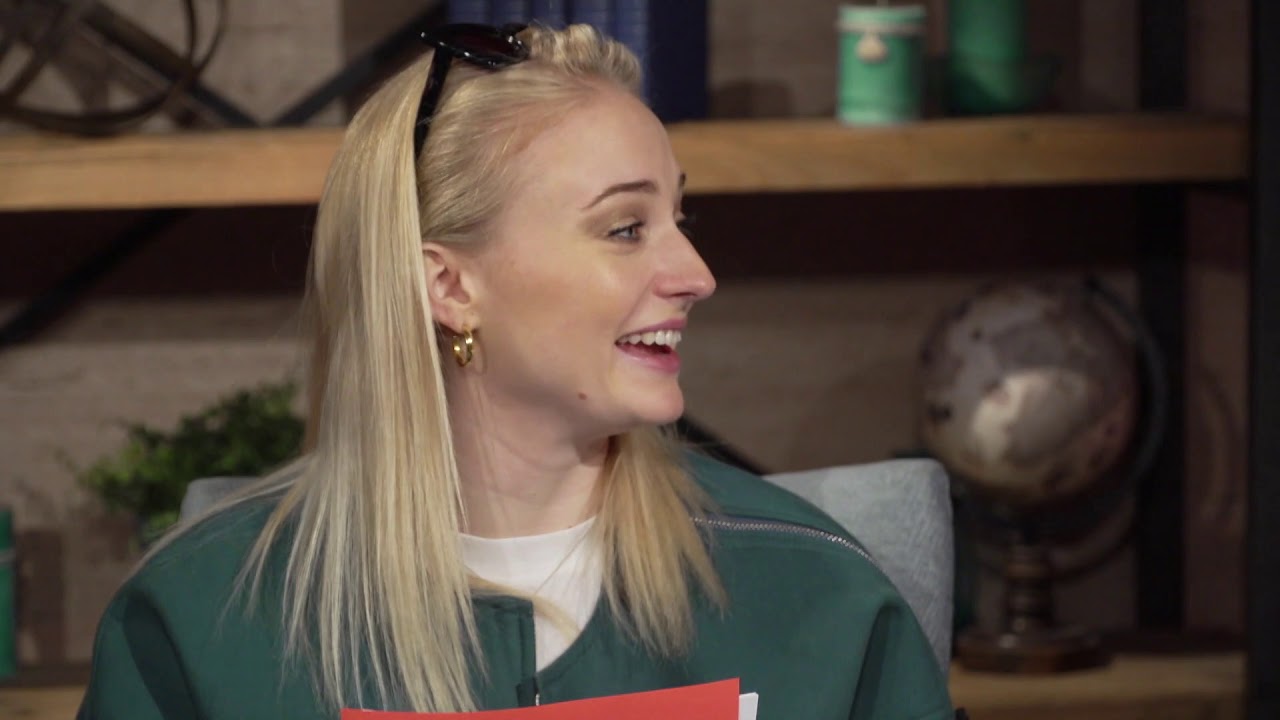 Joe Jonas & Sophie Turner Take Life Coach Mike Bayer's #BestSelfChallenge
