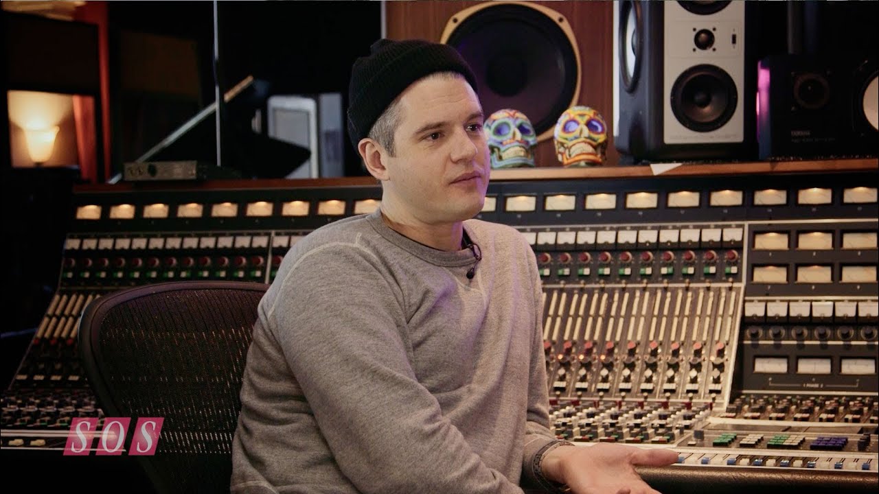 SOS посетите Пола Эпворта в The Church Studios